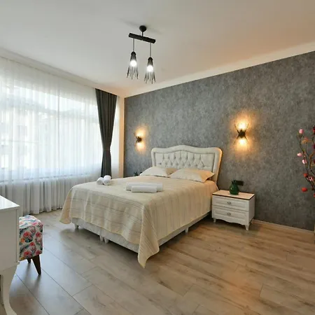 Cadde Apartahotel 4*